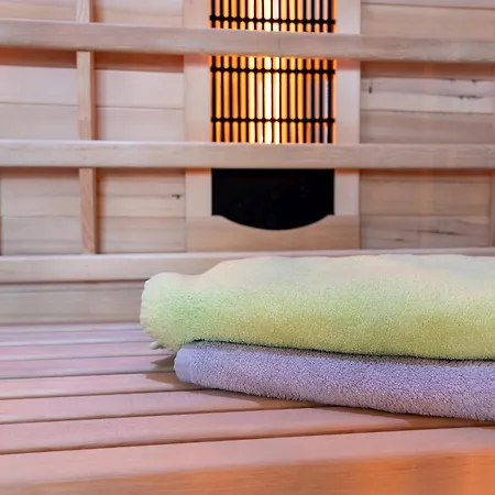 Wendelinus Mit Pool & Sauna * ハウザッハ
